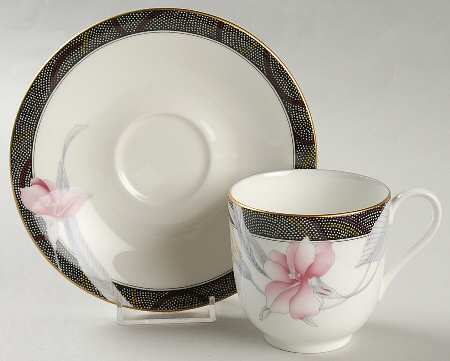 Cosmo Flat Cup & Saucer Set