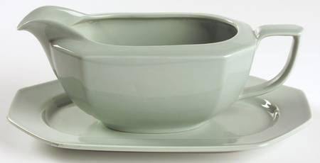 Color Spectrum Sage Gravy Boat & Underplate