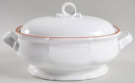 Countryside White 2 Quart Oval Covered Casserole by Mikasa