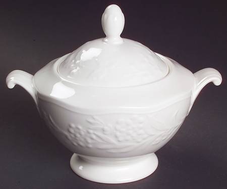 Country Villa Sugar Bowl & Lid