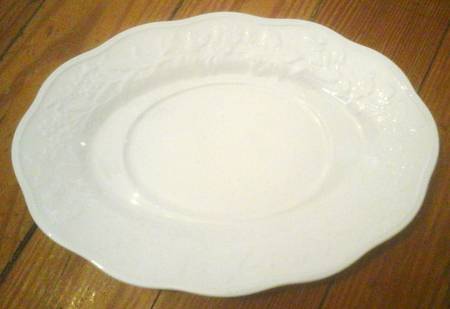 Country Villa Underplate for Gravy Boat
