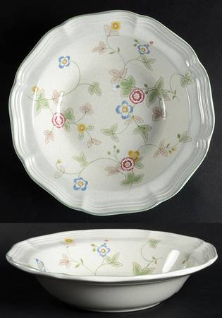 Country Weekend 9" Round Vegetable Bowl
