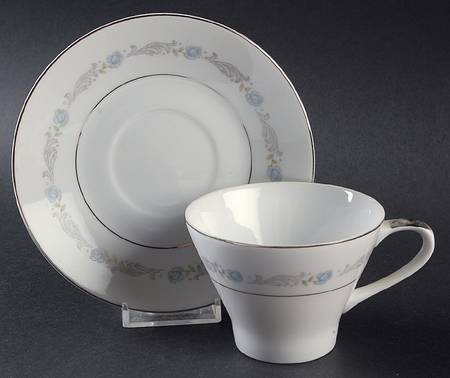 Crown Ford Flat Cup & Saucer Set