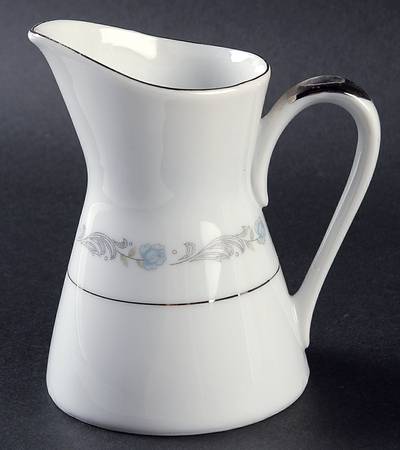 Crown Ford Creamer