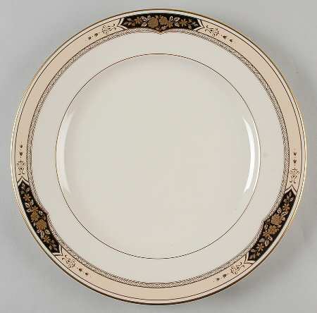 Crown Hall 12" Chop Plate (Round Platter)