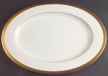 Crown Jewel  17" Oval Serving Platter