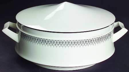 Cumberland Round Covered Vegetable