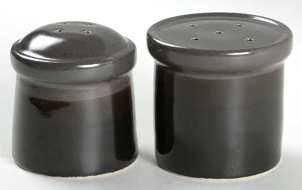 Cummerbund Salt & Pepper Set