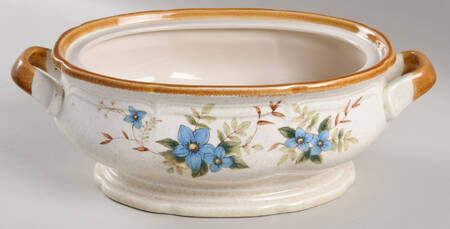 Day Dreams 2.5 Quart Oval Covered Casserole No Lid