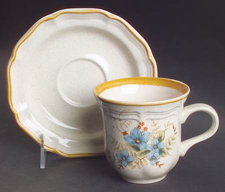Day Dreams Flat Cup & Saucer Set