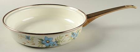 Day Dreams 9" Metal Skillet No Lid