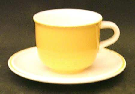 Daffodils Flat Cup & Saucer Set