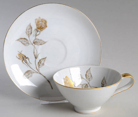 Damask Rose Footed Cup & Saucer Set