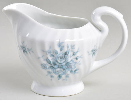 Devon Bleu Creamer