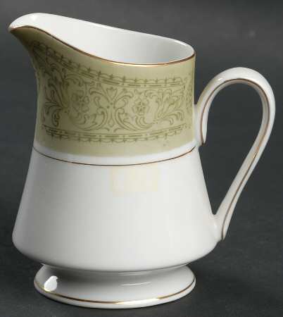Della Robbia Creamer