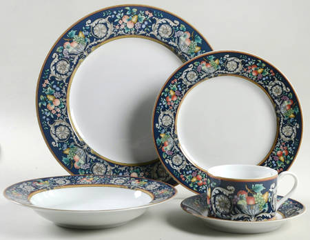 Della Robbia Blue 5 Piece Place Setting