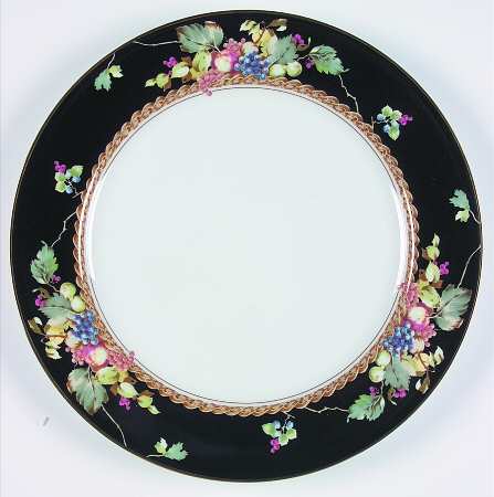 Della Robia 12" Chop Plate (Round Platter)