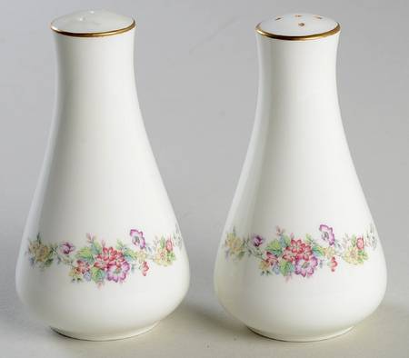 Diplomat Salt & Pepper Set