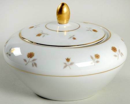 Distinction Sugar Bowl & Lid