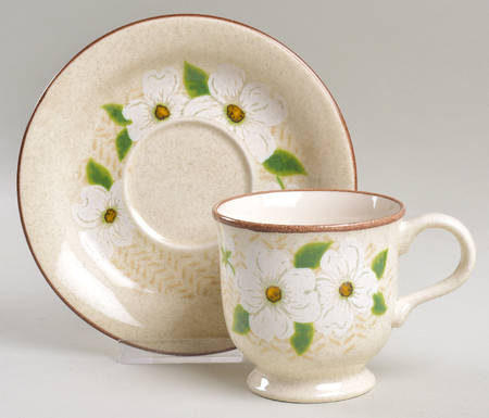 Dogwood Footed Cup & Saucer Set