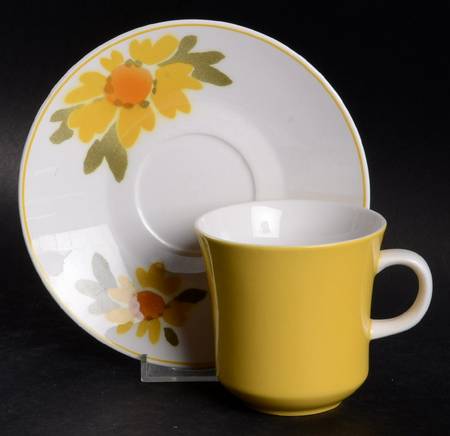 Dolly Flat Cup & Saucer Set