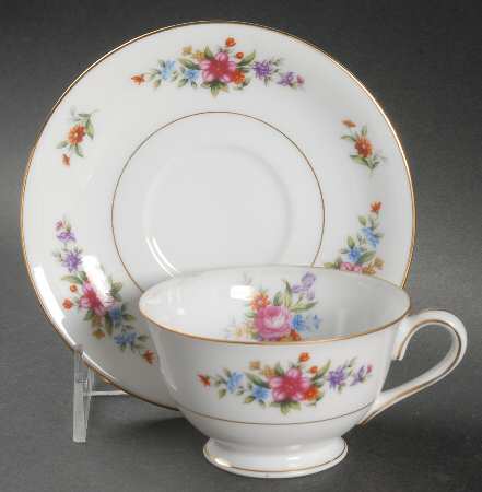 Dresdalia Footed Cup & Saucer Set
