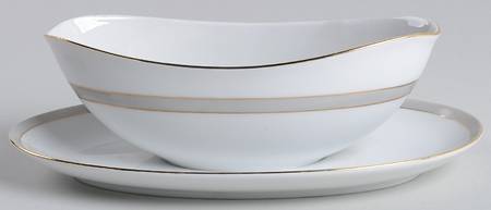 Driftwood Gravy Boat with Attached Underplate