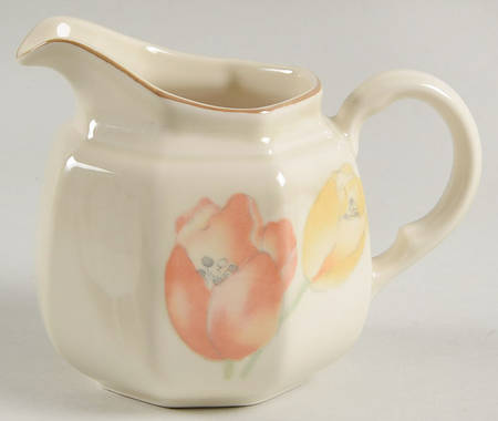 Dutch Garden Creamer