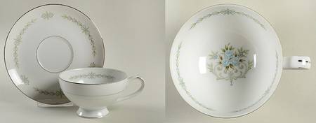 Dundee Footed Cup & Saucer Set