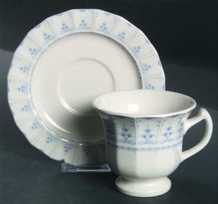 Dutch Royal Footed Cup & Saucer Set