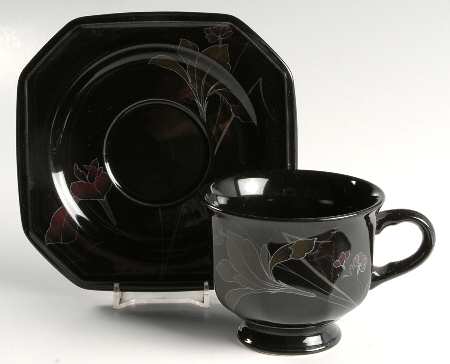 Ebony Fleur Footed Cup & Saucer Set