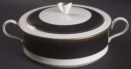 Ebony Jewel 2 Qt Round Covered Casserole