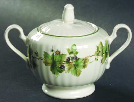 Eden Hall Sugar Bowl & Lid