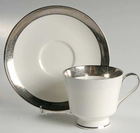 Edinburgh Footed Cup & Saucer Set