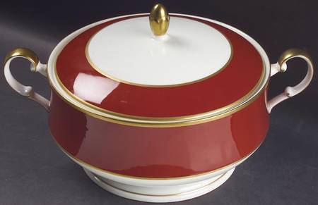 Egyptian Terra Cotta Round Covered Vegetable