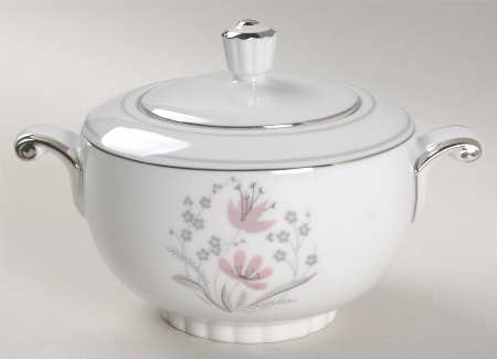 Eleanore Sugar Bowl & Lid