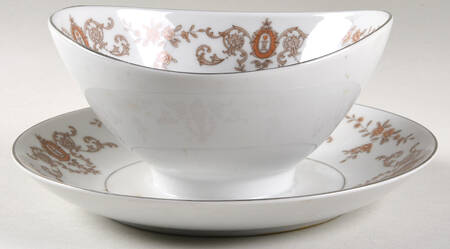 Elizabeth Gravy Boat with Attached Underplate