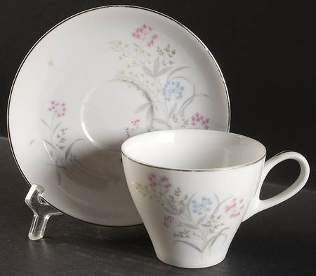 Elsie Flat Cup & Saucer Set