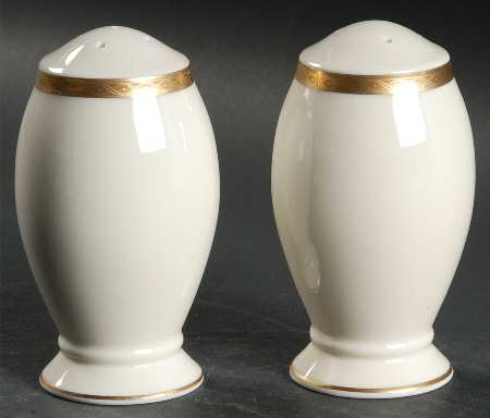 Embassy Court Salt & Pepper Set