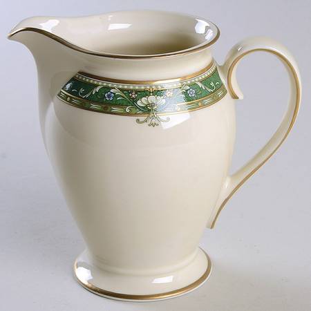 Emerald Court Creamer