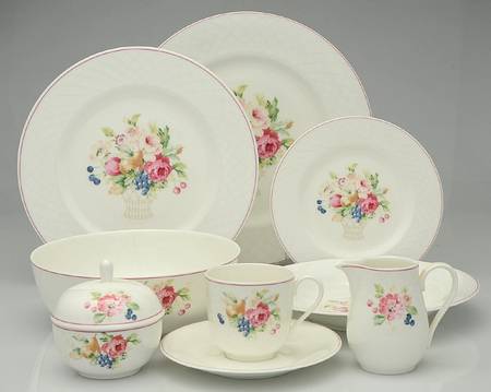 English Bouquet 45 Piece Estate Set