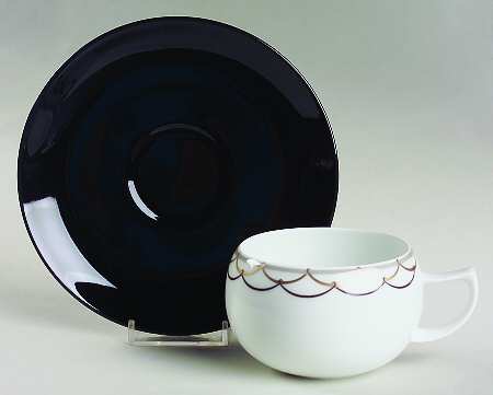 Encore Flat Cup & Saucer Set