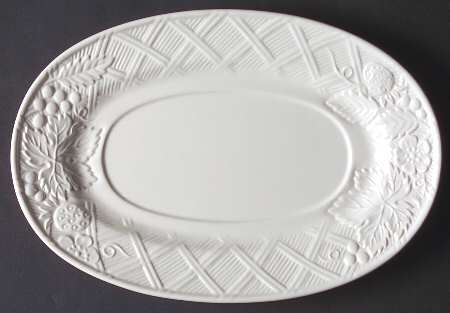English Countryside White Underplate for Gravy Boat