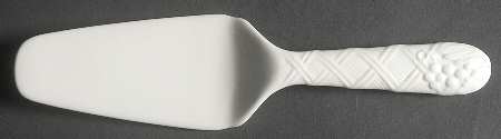 English Countryside White Solid Ceramic Pie/Cake Server