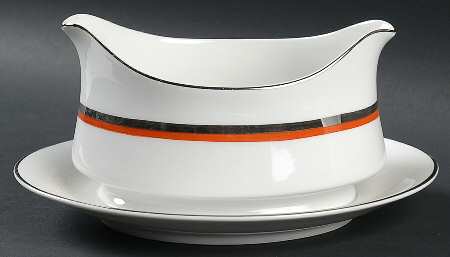 Engagement Gravy Boat with Attached Underplate