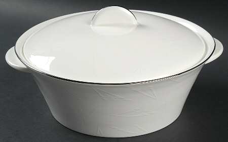 English Silk 1.5 Qt Round Covered Casserole