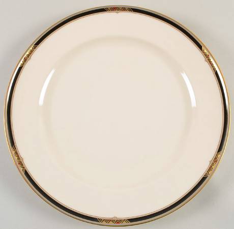 Essex House 12" Chop Plate (Round Platter)