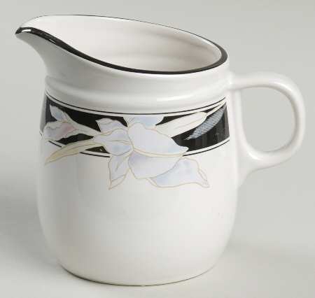 Evening Romance Creamer