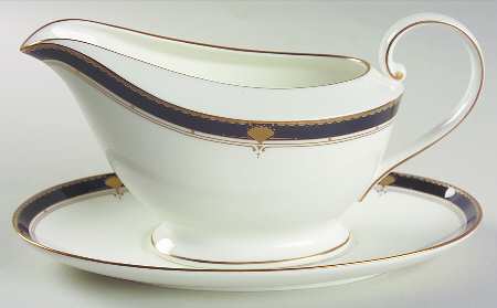 Fanfare Black Gravy Boat & Underplate