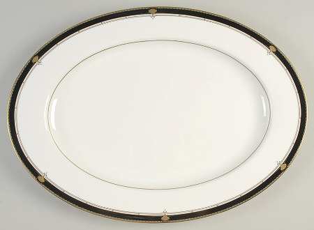 Fanfare Black 17" Oval Serving Platter